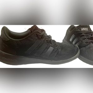 Adidas woman’s size 6